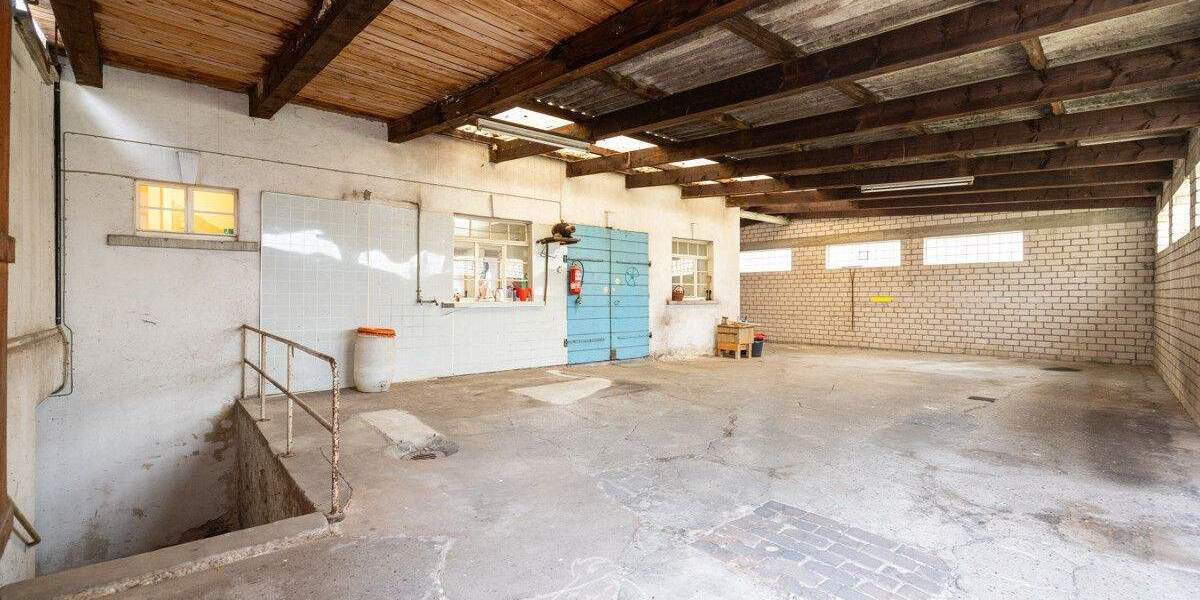 Mehrfamilienhaus, Wohnhaus Volkach - 9 Zimmer, 212 m&sup2;, 397.000&euro; | Angebot:23852733