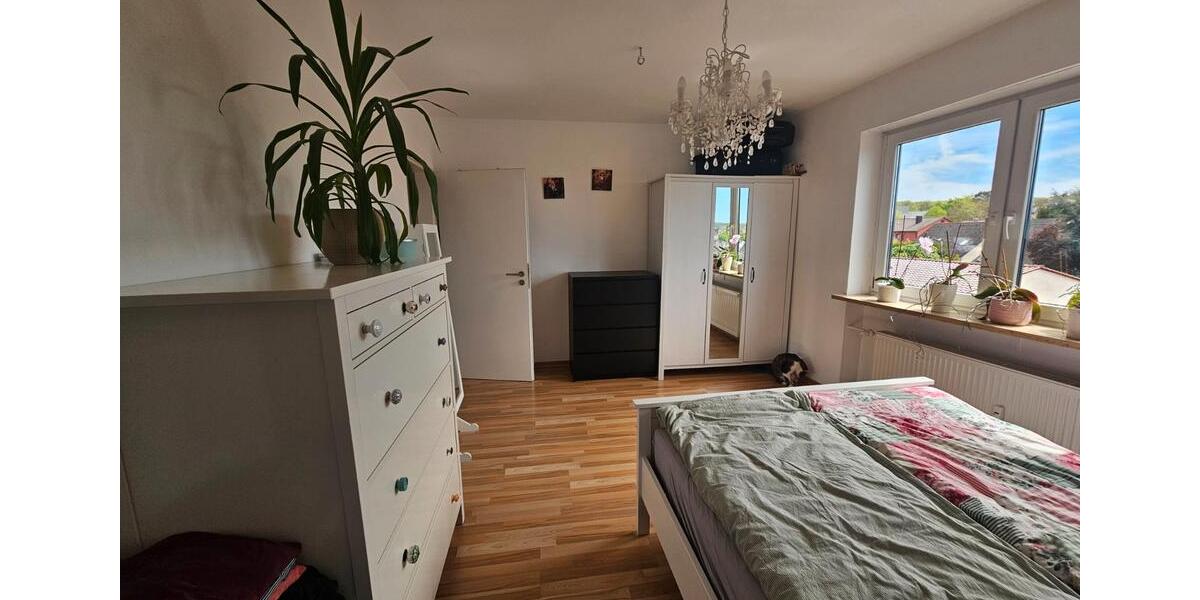 Etagenwohnung Waldbüttelbrunn - 2 Zimmer, 65 m&sup2;, 210.000&euro; | Angebot:26566899