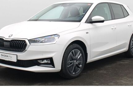 Skoda Fabia 9.000 km 19.880 &euro; Würzburg 97084