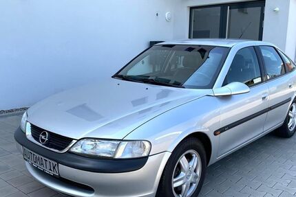Opel Vectra 150.000 km 1.999 € Estenfeld 97230