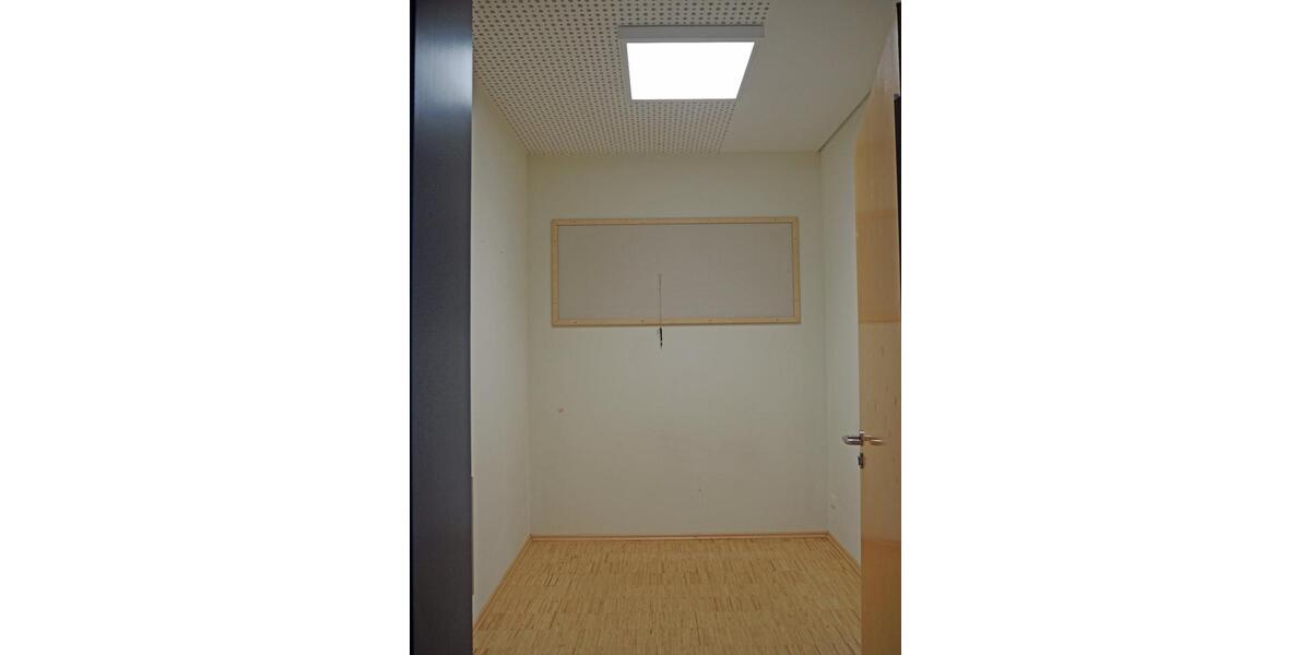 Gewerbeobjekt Güntersleben - 1.100&euro; | Angebot:24789719