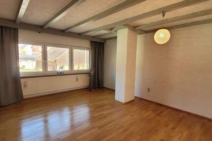 Wohnung Kirchheim - 4 Zimmer, 130 m&sup2;, 980&euro; | Angebot:26778553