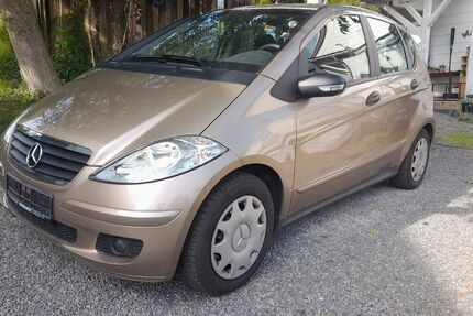 Mercedes-Benz A 150 98.205 km 4.200 &euro; Arnstein-Heugrumbach 97450