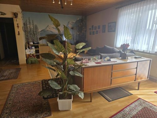 Einfamlienhaus mit Garten in 97262 HausenWürzburg (ID 10727) - Einfamilienhaus Hausen b. Würzburg Hausen b. Würzburg | Angebot:27330951