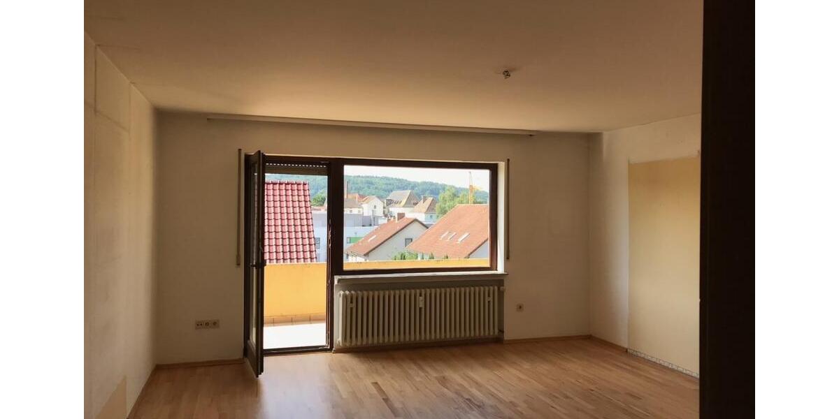 Etagenwohnung Marktheidenfeld - 3 Zimmer, 90 m&sup2;, 750&euro; | Angebot:25392078