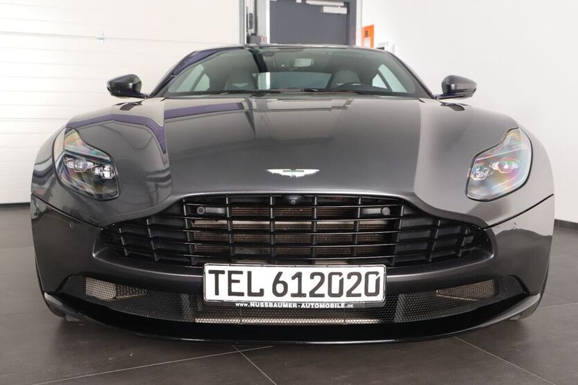 DB11