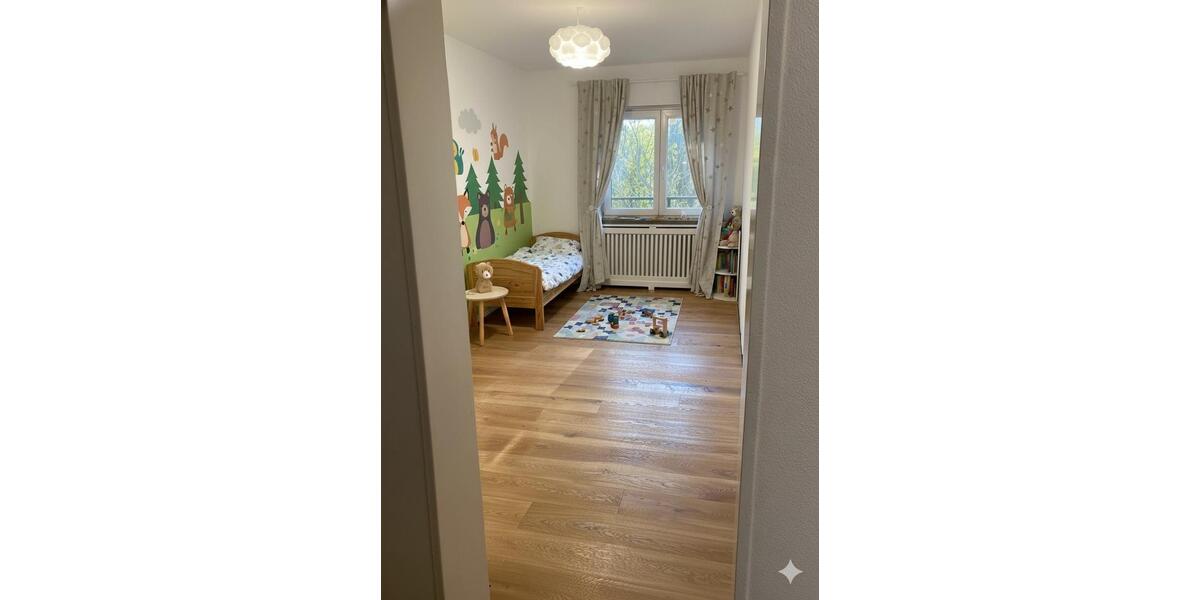 Reihenhaus Margetshöchheim - 6 Zimmer, 125 m&sup2;, 475.000&euro; | Angebot:26926411