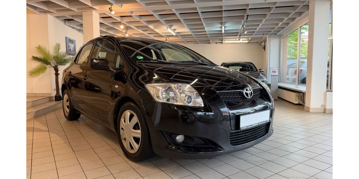Toyota Auris 217.000 km 2.999 &euro; Schwanfeld 97523