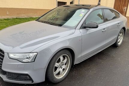 Audi A5 209.000 km 14.490 € Karsbach 97783