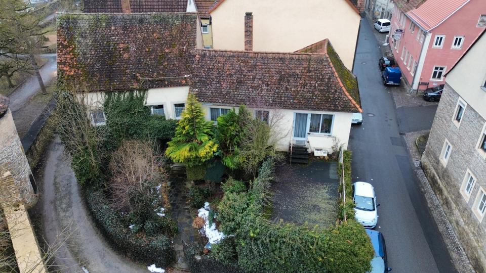 Einfamilienhaus Dettelbach - 7 Zimmer, 177 m&sup2;, 199.000&euro; | Angebot:26185712