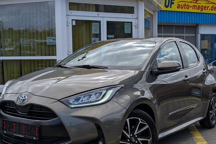 Toyota Yaris 91.802 km 13.700 &euro; Würzburg 97078