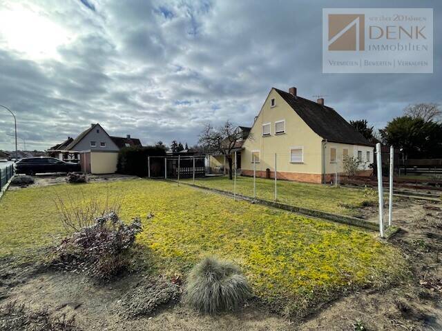 Einfamilienhaus Kitzingen - 5 Zimmer, 96 m&sup2;, 249.000&euro; | Angebot:26629610