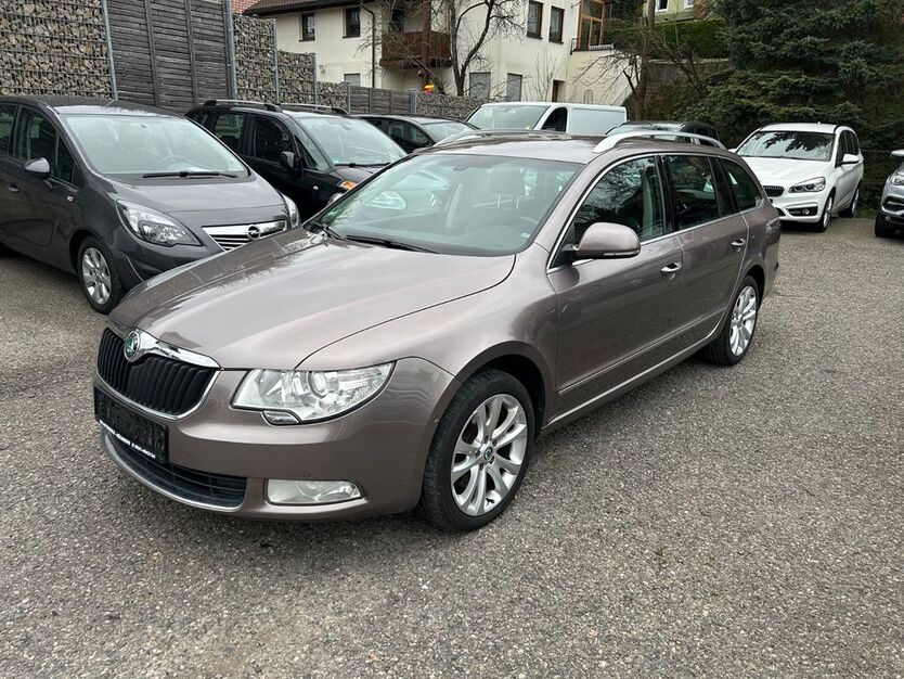 Skoda Superb 215.050 km 6.950 € Höchberg 97204