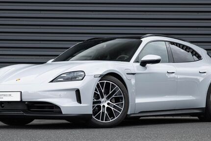 Porsche Taycan 15.900 km 88.890 € Estenfeld 97230