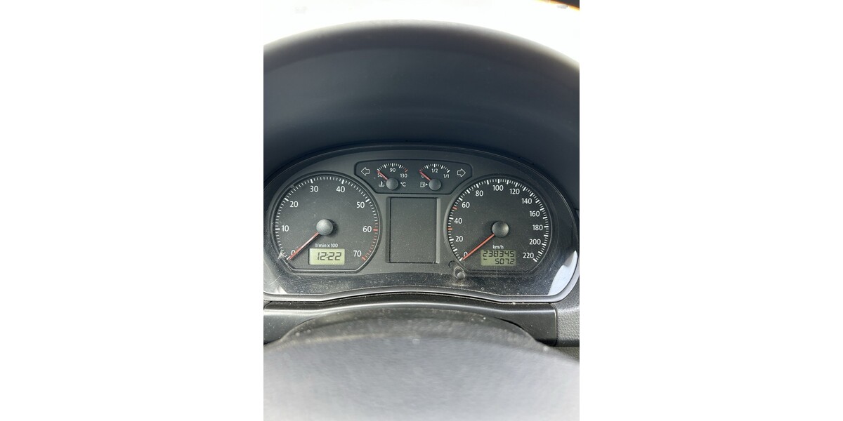 VW Polo 238.345 km 2.799 € Würzburg 97070