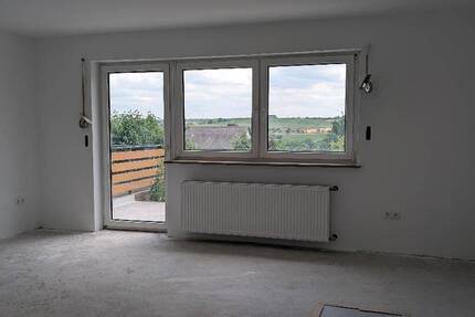 Wohnung Marktbreit - 3 Zimmer, 90 m&sup2;, 900&euro; | Angebot:26910398