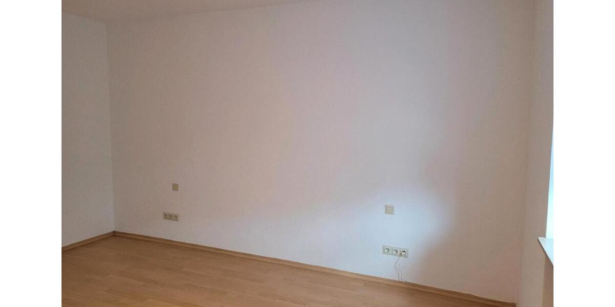 Erdgeschoßwohnung Veitshöchheim - 2 Zimmer, 60 m&sup2;, 700&euro; | Angebot:26586616