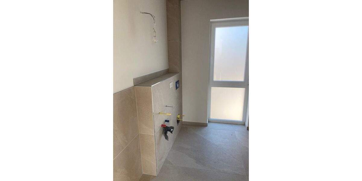 Etagenwohnung Würzburg Heidingsfeld - 2 Zimmer, 70 m&sup2;, 395.000&euro; | Angebot:25066368