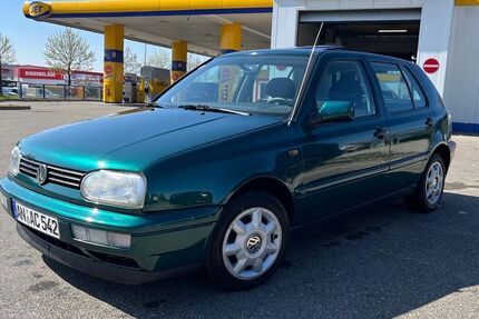 VW Golf 37.500 km 6.300 &euro; Veitshöchheim 97209