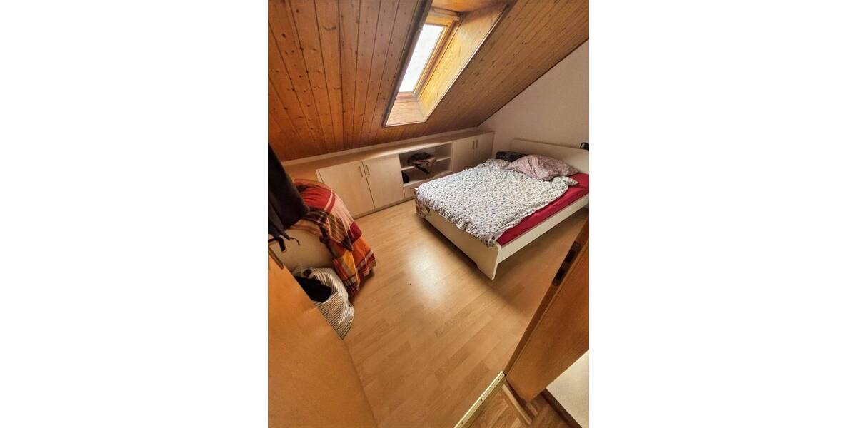 Mehrfamilienhaus, Wohnhaus Giebelstadt Ingolstadt - 9 Zimmer, 261 m&sup2;, 498.500&euro; | Angebot:26641791