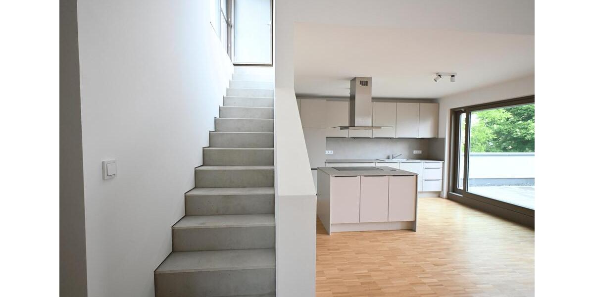Maisonettenwohnung Würzburg Heuchelhof - 2 Zimmer, 75 m&sup2;, 1.100&euro; | Angebot:26681583