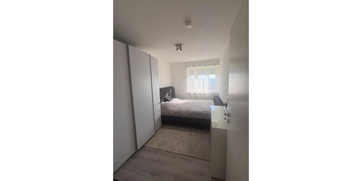 Etagenwohnung Würzburg Lindleinsmühle - 3 Zimmer, 67 m&sup2;, 270.000&euro; | Angebot:26238923