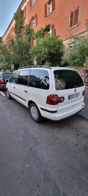 VW Sharan 315.000 km 2.500 € Würzburg 97082