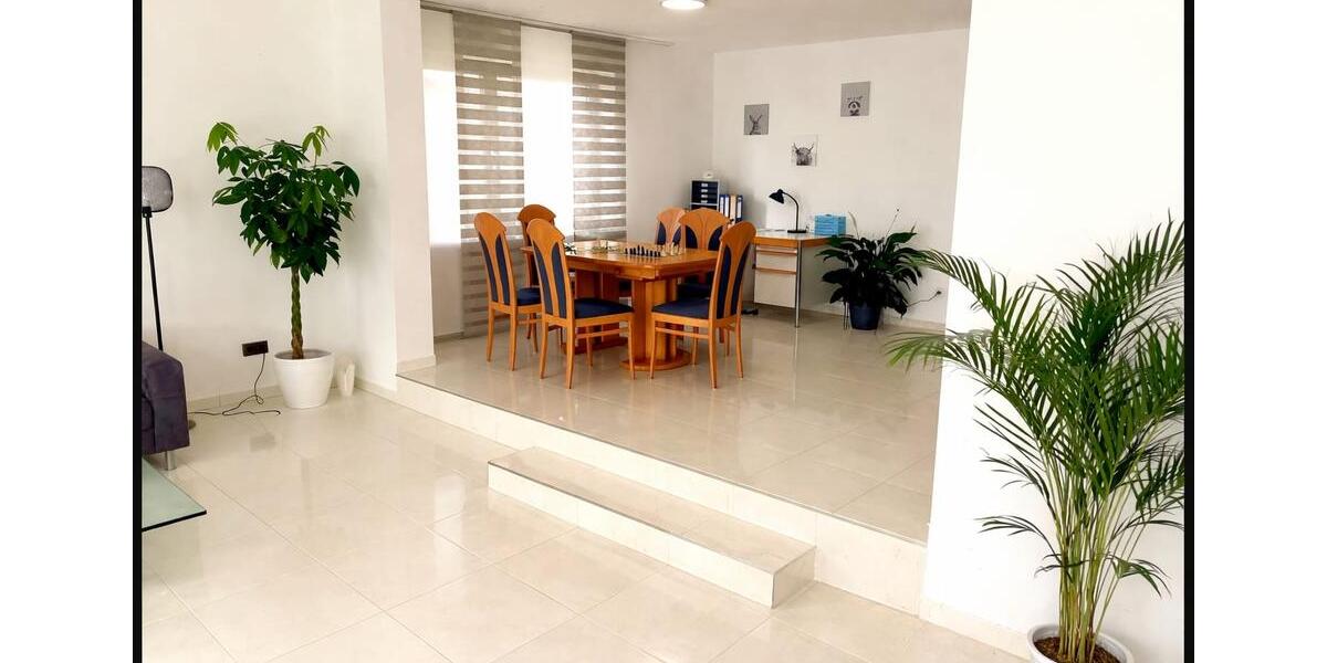 Etagenwohnung Grünsfeld - 6 Zimmer, 190 m&sup2;, 1.800&euro; | Angebot:26038449