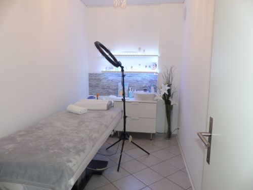 Schöner LadenPraxis in 97318 Kitzingen (ID 10213) 1 zimmer