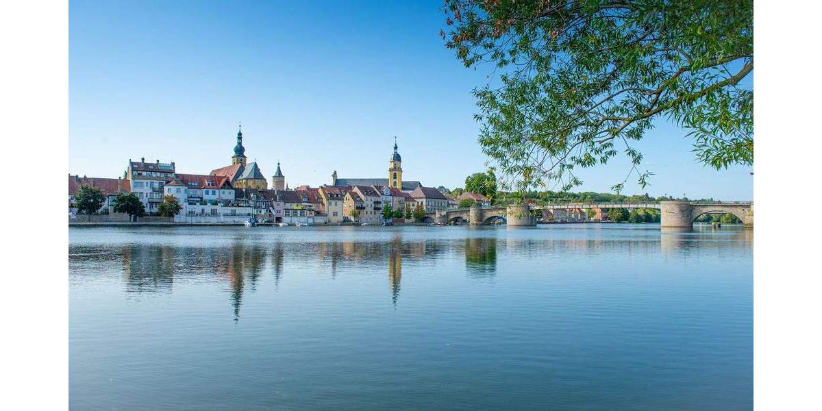 Terrassenwohnung Kitzingen - 5 Zimmer, 150 m&sup2;, 479.000&euro; | Angebot:25706320