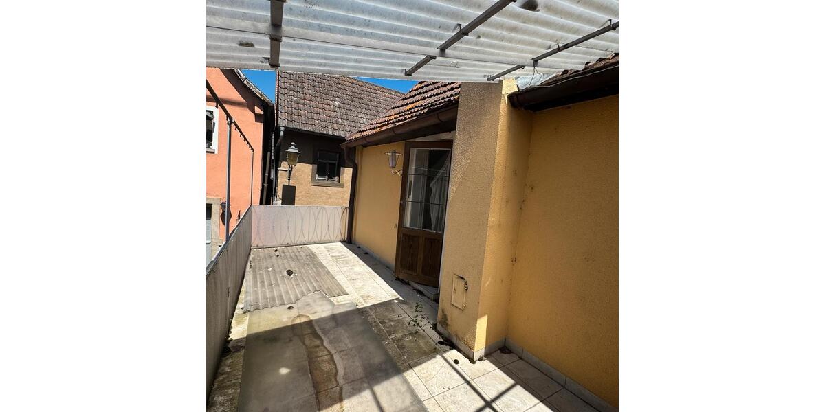 Doppelhaushälfte Frickenhausen am Main - 79.000&euro; | Angebot:27156526