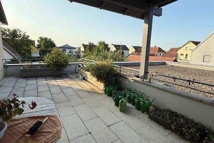 hochwertige Büro- Praxisräume in Volkach - Erstbezug