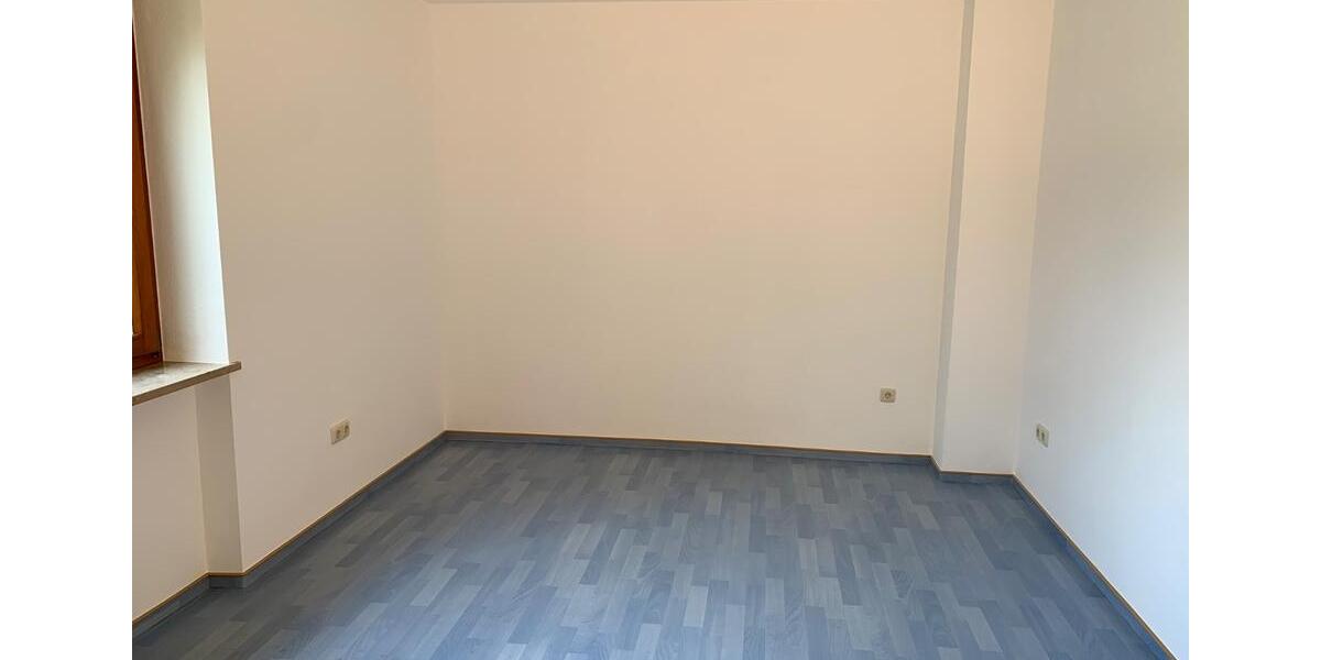 Etagenwohnung Volkach - 3 Zimmer, 91 m&sup2;, 335.000&euro; | Angebot:27208383