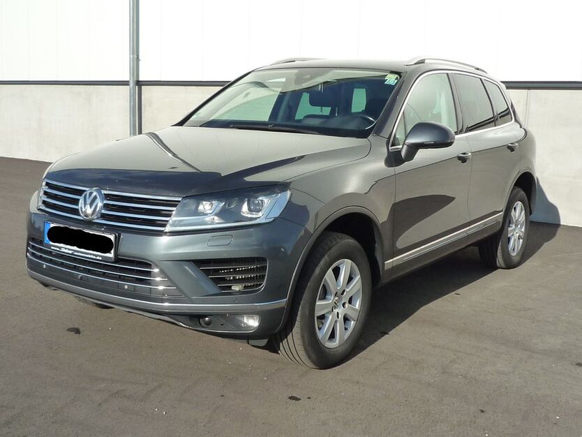 VW Touareg 412.000 km 17.800 € Martinsheim 97340