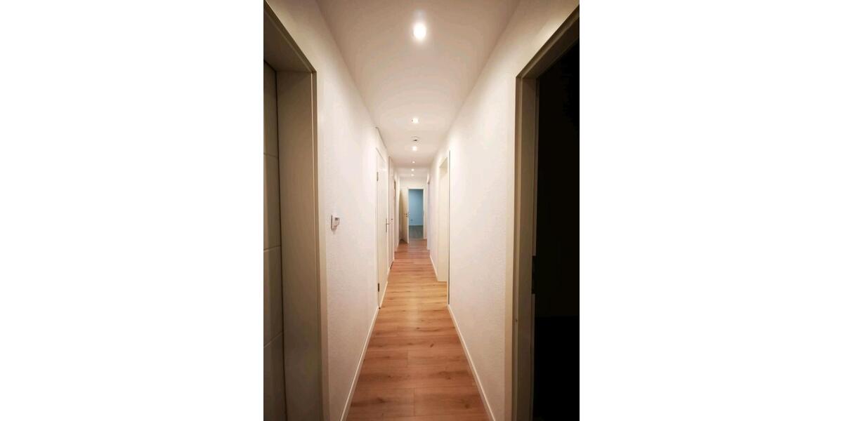 Etagenwohnung Bergrheinfeld - 4 Zimmer, 93 m&sup2;, 299.000&euro; | Angebot:27024689