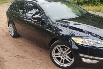 Ford Mondeo 285.000 km 4.200 &euro; Rödelsee 97348