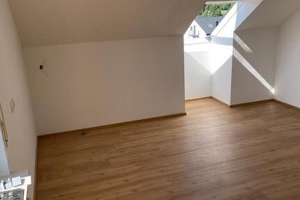 Wohnung Ochsenfurt - 3 Zimmer, 68 m&sup2;, 975&euro; | Angebot:27621851