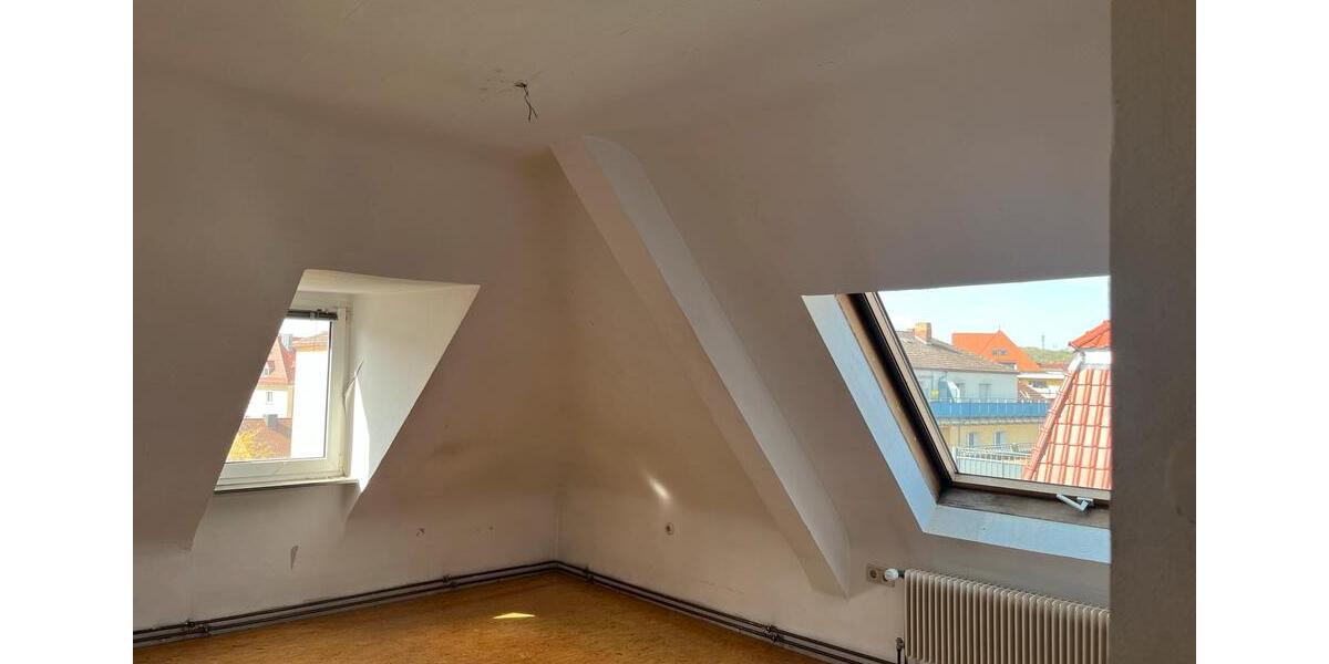 Etagenwohnung Würzburg - 1 Zimmer, 2 m&sup2;, 450&euro; | Angebot:26478213