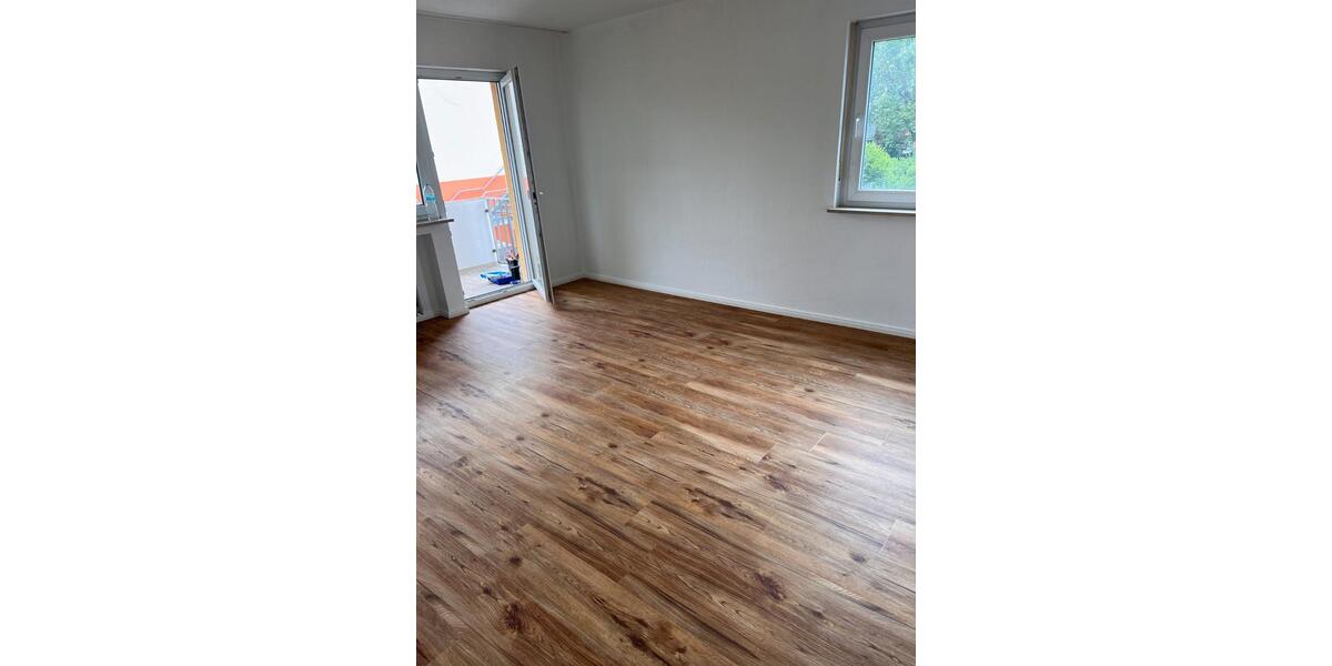 Etagenwohnung Würzburg Heuchelhof - 3 Zimmer, 92 m&sup2;, 320.000&euro; | Angebot:26214542