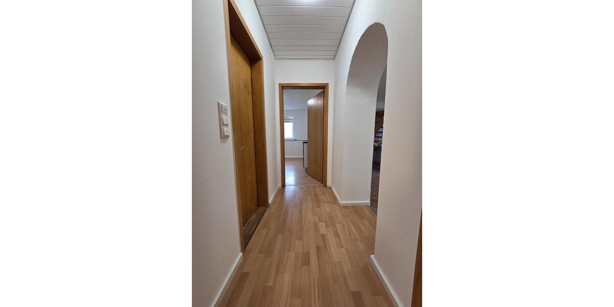 Maisonettenwohnung Arnstein - 5 Zimmer, 125 m&sup2;, 1.200&euro; | Angebot:26553721