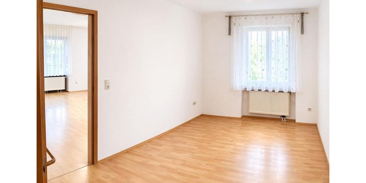 Erdgeschoßwohnung Albertshofen - 3 Zimmer, 76 m&sup2;, 234.000&euro; | Angebot:27082885