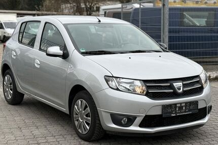 Dacia Sandero 71.674 km 4.990 &euro; Würzburg 97076