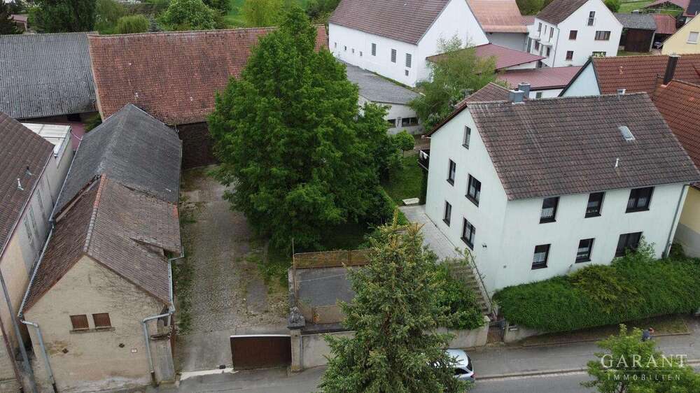 Einfamilienhaus Dettelbach - 7 Zimmer, 187 m&sup2;, 690.000&euro; | Angebot:26510903