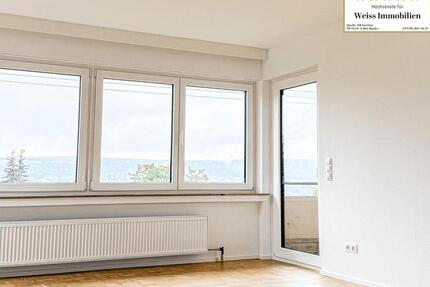 Renovierte 4-Zimmer Whg. mit Balkon, Garage und Stellplatz in der Dürrbachau zimmer