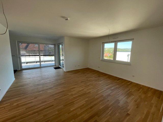 Einfamilienhaus Würzburg Heuchelhof - 2 Zimmer, 85 m&sup2;, 1.360&euro; | Angebot:26136173