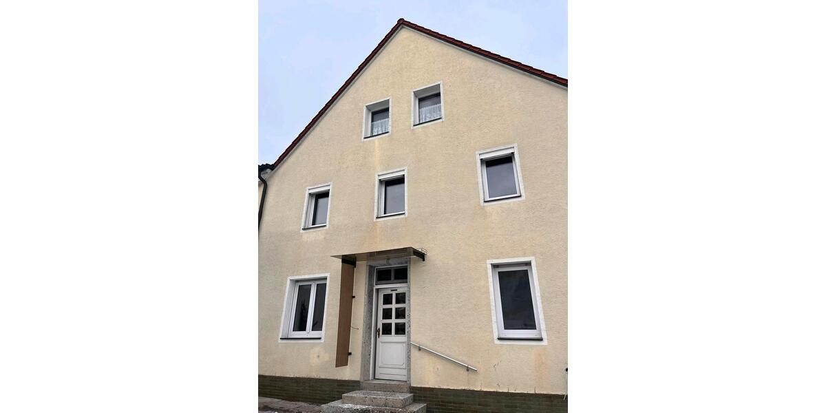 Erdgeschoßwohnung Werneck - 3 Zimmer, 85 m&sup2;, 1.100&euro; | Angebot:24370156