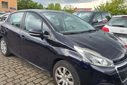 Peugeot 208 59.000 km 6.900 &euro; Randersacker 97236