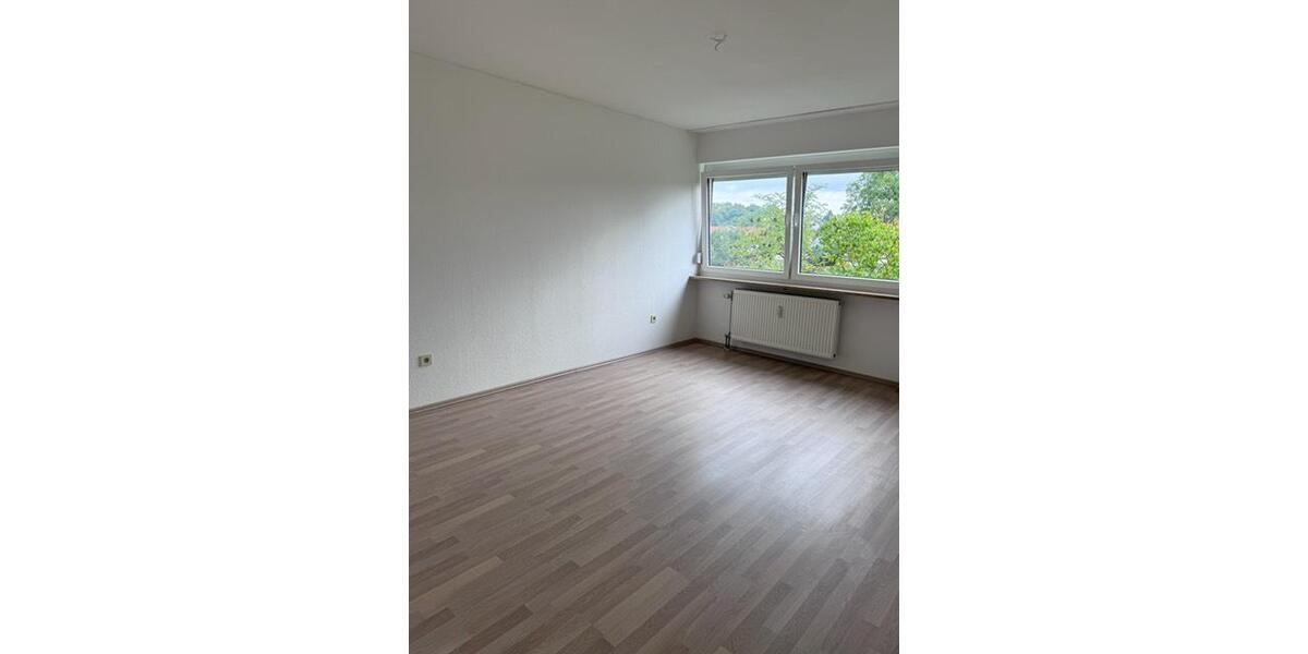 Etagenwohnung Estenfeld - 3 Zimmer, 75 m&sup2;, 960&euro; | Angebot:26658343