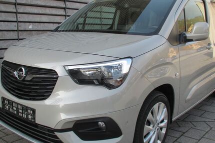 Opel Combo 76.702 km 17.650 &euro; Würzburg 97080