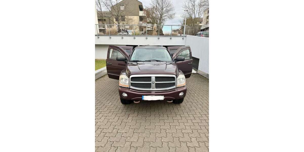 Dodge Durango 210.000 km 4.900 &euro; Würzburg 97070